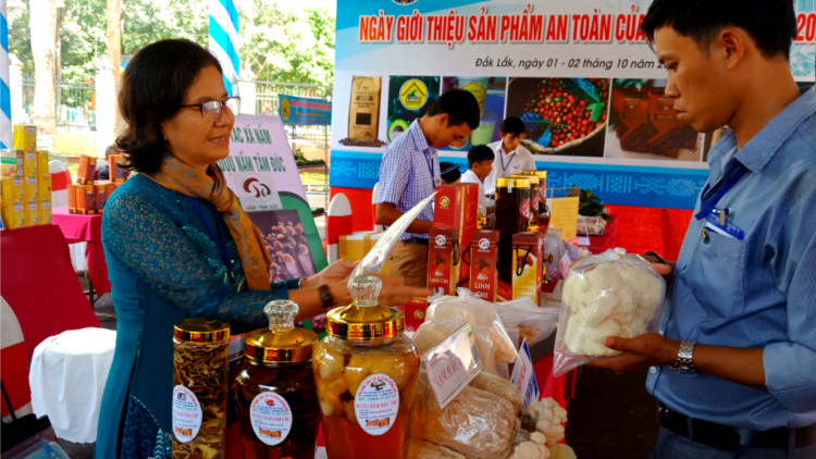 Càr Dak Lak: Ală cau lơh sa kă bro “lòt jơng” jơh nùs mờ broă lơh sa suơn sre kloh niam