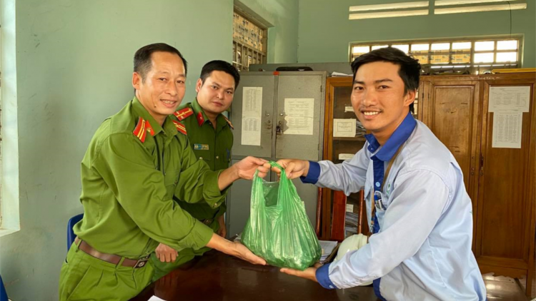 Dak Lak: Kuang àng chính quy tus tàm xã tiah nhàr dà lơgar kơrian cau tìs, bơta ờ niam mpồl bơtiàn