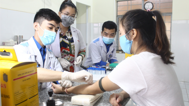 Dak Lak: Rơlao 300 nă cau bơsram dờng gah lơh sơnơm tus bal ta dră mờ kòp Covid-19