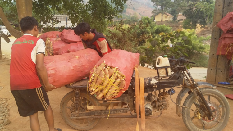 Kon Tum lơh glài rơndeh mô tô lơh mòn is