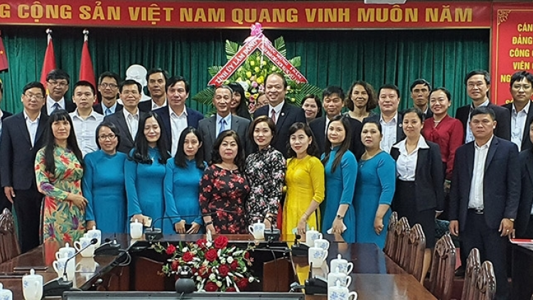 Tỉnh ủy Lâm Đồng còp ală anih lơh ba\o