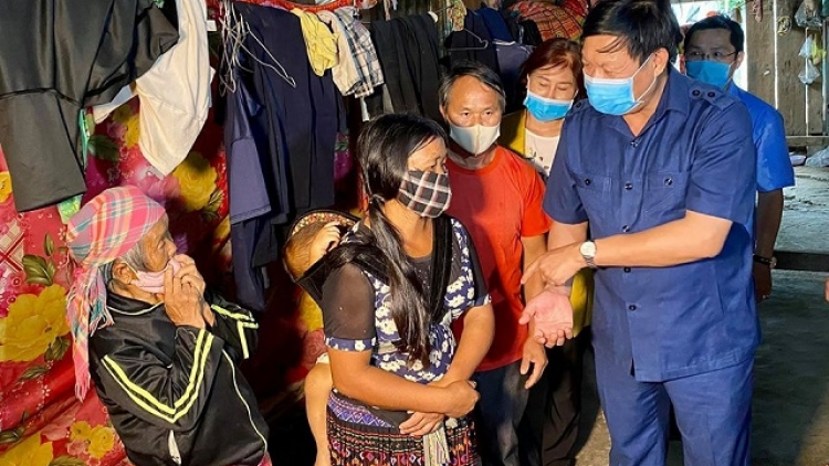 Thứ trưởng Bộ Y tế lòt sền broă lơh rcăng sơndră kòp bạch hầu tàm Dăk Nông