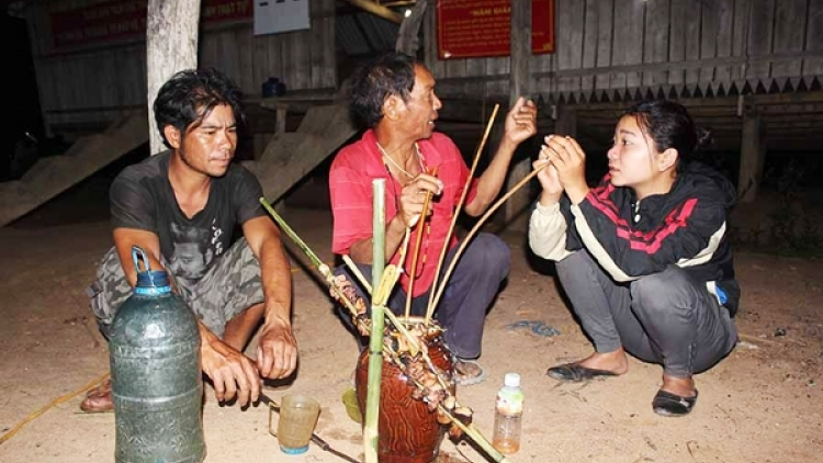 Adat bơhìan bơh ală jơi bơtìan Tây Nguyên dê là phan lời wơl niam chài kuơ màng