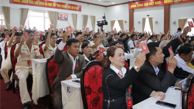 Dăk Lăk jơh lơh Pơrjum dờng kấp dờng rlau kấp hơđơm