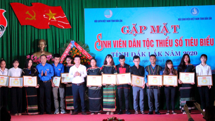 Dak Lak: Tìp mat, jờng rơ gơ wèt mờ cau bơsram dờng làng bol kòn cau pơn rơ jak nam 2020