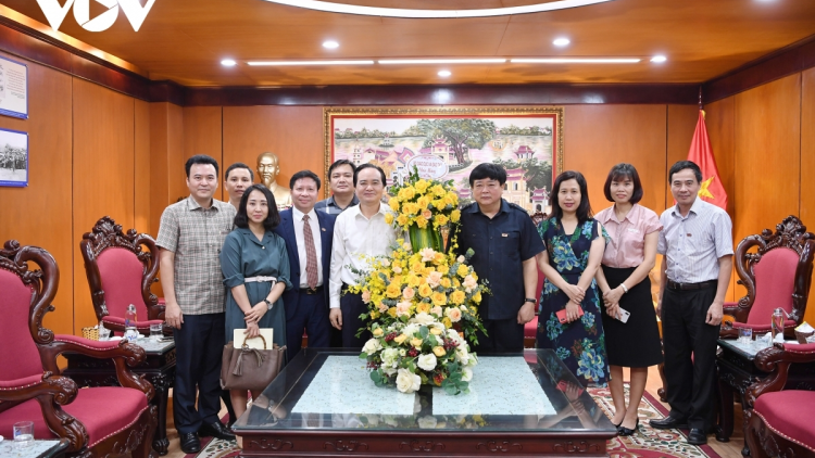 Uă mpồl kuang bàng gờm chờ Anih jơnau đơs Việt Nam tơngkah kir sơn rai 75 nam ngai crơng gơs