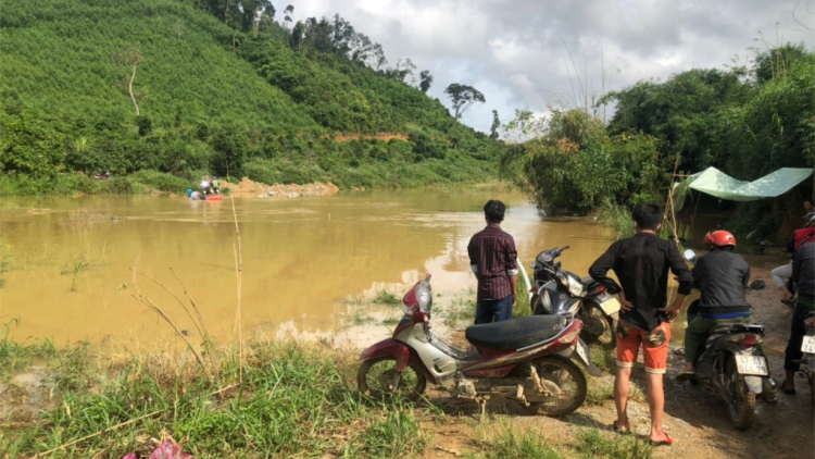 Dak Lak: jơnau kơlôi rcang ngòt dà tih bơh tiah dơlam tơnau dà bơtơ\t r[òng dà Krông Pách thượng