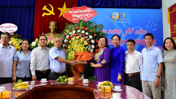 Kuang đơng lam bồ càr Kon Tum gờm chờ Ngai cau ùr Việt Nam