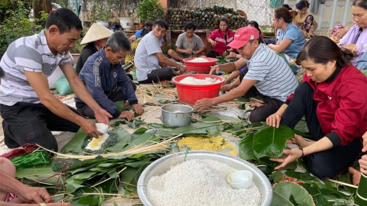 Tây Nguyên wèt tus làng bol gơtìp dà tih dà cò lơh aniai tàm tiah tàm gùl lơgar