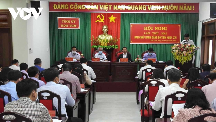 Tỉnh ủy Kon Tum bơyai gùng dà broă lơh bơtàu tơnguh lơh sa- mpồl bơtiàn nam pa