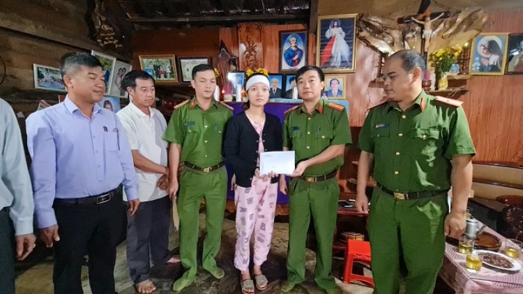 Dak Nông: Kuang àng jàu wơl 100 tơlak đong priă sa kơ`au ai pơ ùr cau gơ bàn rềs àr tàm hìu ma\y pờ tơlik ồs đèng Rào Trăng 3 in