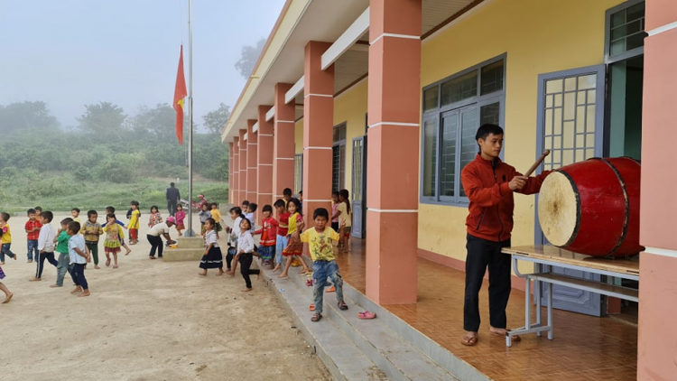 Ơm lơh broă tàm [òn tiah “pram ờ”