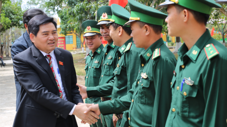 Mpồl kuang bàng Quốc hội càr Dak Lak còp mờ chờ gờm satềp ală pôs ling sền gàr tiah nhàr dà lơgar