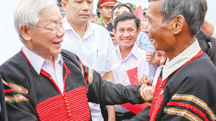 Pơrjum dờng gùt lơgar dơ\ 13 Đảng dê: Càr Dak Lak kơ\p kờ` tàm ală kơrnoăt tơnguh bơtàu tiah làng bol kòn cau