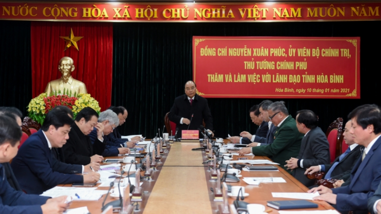Thủ tướng Nguyễn Xuân Phúc lơh  broă mờ Kuang đơng lam bồ càr Hòa Bình