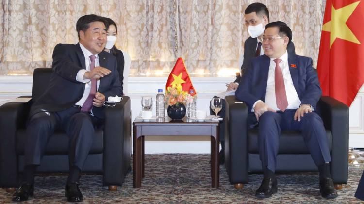 Củ tịc Quôk hội ồng Vương Đình Huệ wă ală mpồl lơh sa kă bro lơgar Hàn Quôk