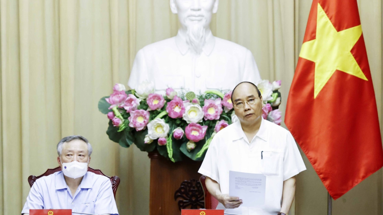 Chủ tịch lơgar lơh broă mờ ală anih lơh broă bè bơsong sră nggal kơrnuat lơh glài gơ sơt să
