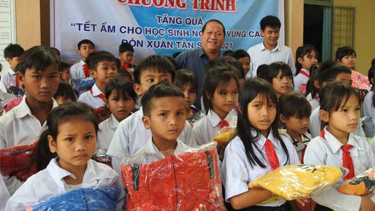 Kon Tum: Ai bơta chờ hờp sa tềp tus tàm tiah sar lơgar ngài, tiah nhàr lơgar