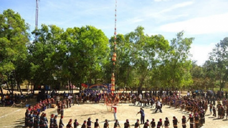 Đảng rềp mờ làng bol, làng bol pin dờn gơboh kờ` mờ Đảng
