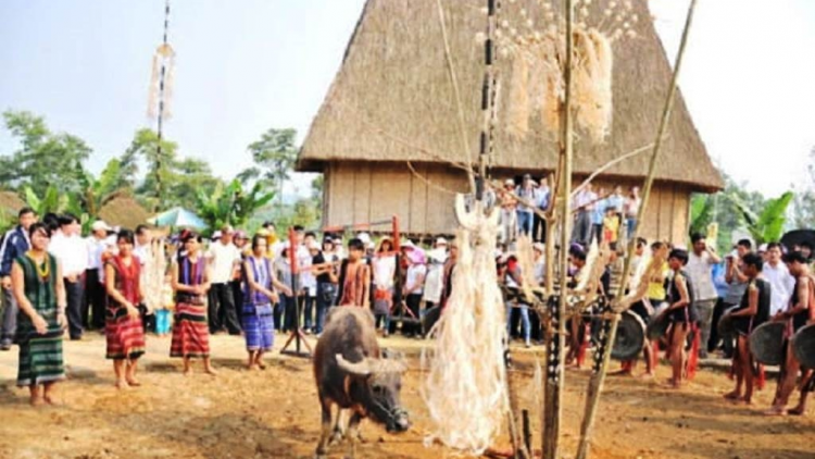 Rơpu tàm rài kis cau M’Nông dê