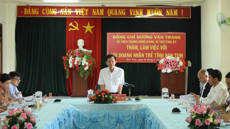 Bí thư Tỉnh ủy Kon Tum lơh broă mờ Mpồl lơh sa kă bro kơnòm să