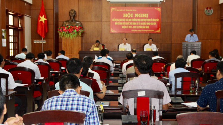 Ủy ban Mặt trận dà lơgar Việt Nam lòt sền, gròi sền broă lơh tĕ khà tàm Dăk Nông