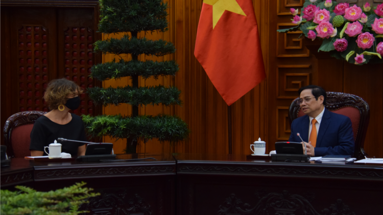 Thủ tướng Chính phủ ồng Phạm Minh Chính wă Đại sứ lơgar Hà Lan