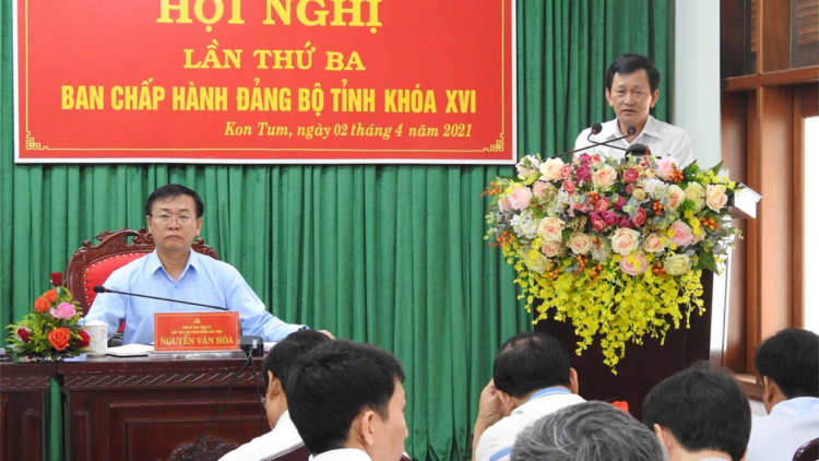 Càr Kon Tum ai jơnau kờñ lơh geh 4 kơnhoàl, ƀòn dờng geh khà ƀòn lơgar pa