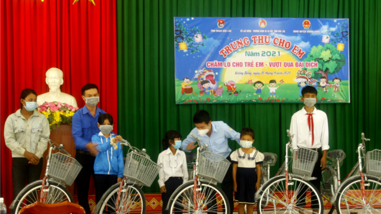 Càr Dăk Lăk jào pà git nđờ rơhiang pò phan trung thu ai kơnòm dềt tàm tiah ngài in