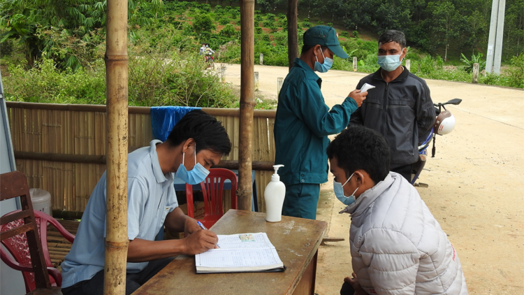 Càr Kon Tum rơcang sơndră mờ kòp Covid-19: Nền nòn bơh tàm ƀòn lơgar