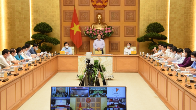 Thủ tướng ồng Phạm Minh Chính đơng lam pơrjum pờ tơlik tàm internet gùt lơgar bè broă chồl pràn bơcri priă dà lơgar