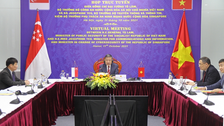 Bộ trưởng Tô Lâm pơrjum pờ tơlik tàm internet mờ Bộ trưởng sền gàr bơta lơngăp lơngai internet lơgar Singapore