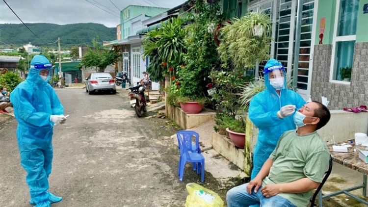 Càr Lâm Đồng gŏ tai tiah gơtìp kòp Covid-19 tàm mpồl bơtiàn