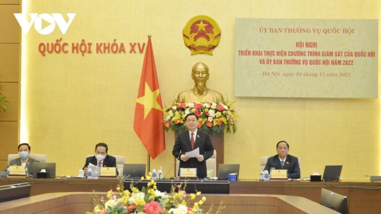 Chủ tịch Quốc hội ồng Vương Đình Huệ đơng lam Pơrjum lơh jăt broă sền gròi nam 2022