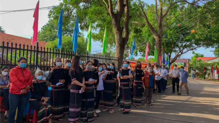Tây Nguyên: geh kơnhoàl geh 100% cau tĕ khà lòt tĕ khà