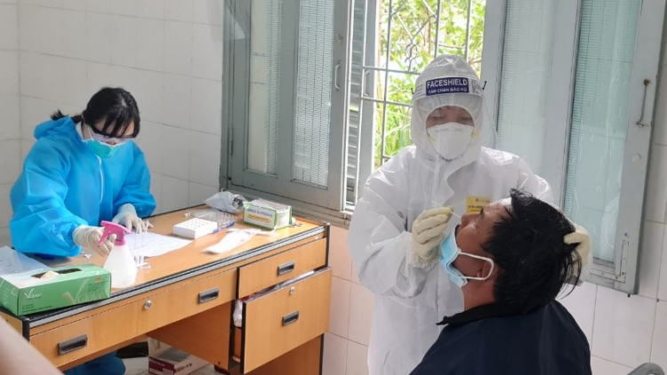 Lâm Đồng geh tai cau bơtờp kòp Covid-19 geh gơrềng tus cau kòp rê bơh Hóc Môn