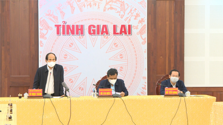 Gia Lai geh cĭt vaccine ai làng bol hơđang 18 sơnam