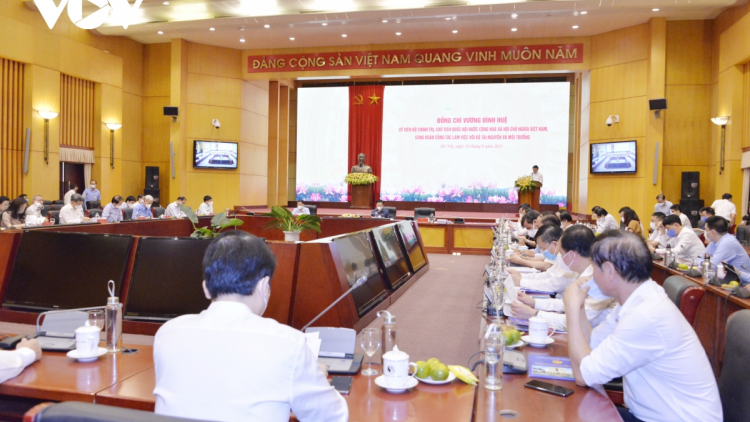 Tam gơl Adat ù tiah kờñ pal lùp lăp bal, iăt kơno đah ală gah, geh sac rơwah mờ lơh loh