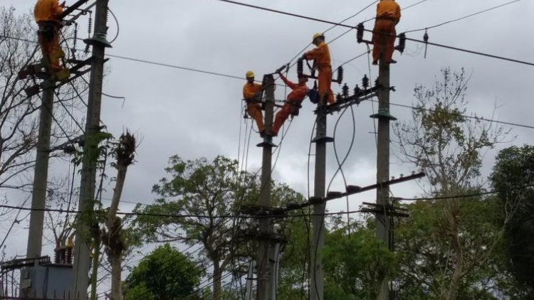 Dăk Nông gàr niam gùng pleh ờdo ờdă gùng che ồs đèng cao áp