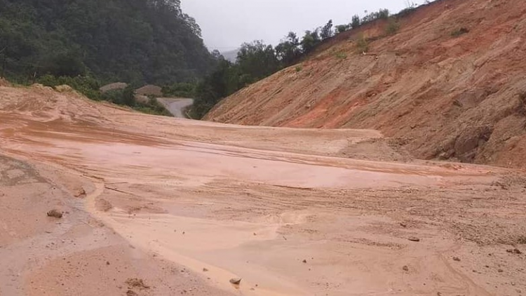 Kon Tum: mìu dờng dà kŏ dà cò lơh gơbàn ngơr bam dà, tơrlah ù tàm uă tiah