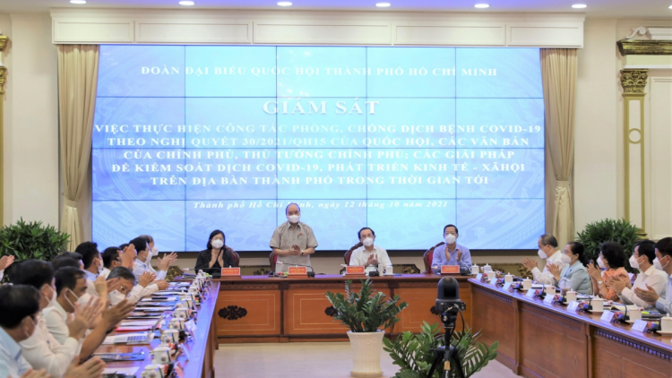 Chủ tịch lơgar sồr ƀòn dờng Hồ Chí Minh gàr niam ală broă tờm lơh sa geh lơh broă sùm