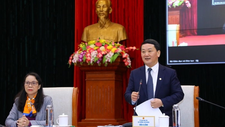 Pal tơnguh broă yal tơngit mờ pờ tơlik jơnau đơs bal mờ internet tus làng bol kòn cau