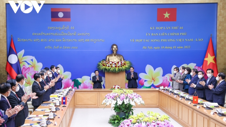 Thủ tướng lơgar Việt Nam mờ Thủ tướng lơgar Lào sền broă kĭ hơ bal 9 pang sră lơh broă bal đah bàr lơgar