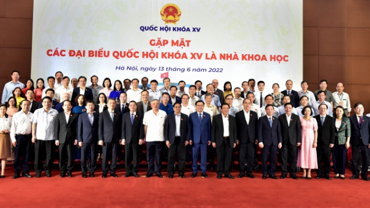 Kwang đơng lam bồ Đảng, dà lơgar tìp mat ală kwang bàng Quôk hội khóa 15 là cau jak chài