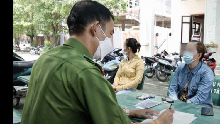 Ală jơnau pơrlồm “tam gơl rài kis” tàm đah ne tiah nhàr dà lơgar