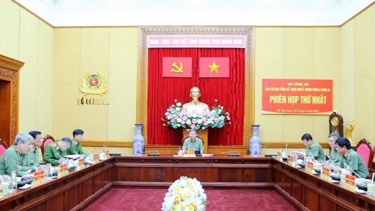 Ƀộ trưởng ồng Tô Lâm pơrjum Mpồl dơng lam tơn jơh Kơrnoăt Dà lơgar 08 khoă XI