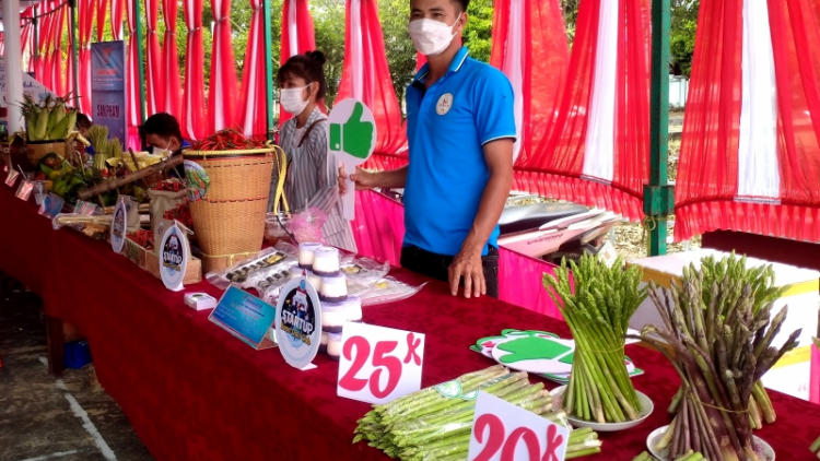 Dăk Lăk dong kờl ơruh pơnu ƀòn lơgar sơnđờm mŭt lơh broă, jòi broă lơh broă sa