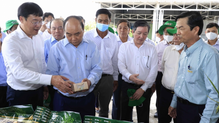 Củ tịc lơgar ồng Nguyễn Xuân Phúc còp ờ uă broă lơh sa bal tàm càr Đồng Tháp