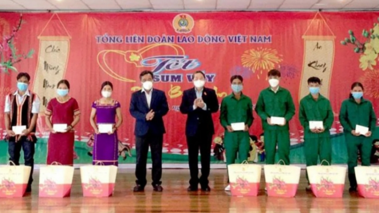 Phó Củ tịc Quôk hội ồng Nguyễn Đức Hải nting bơr gờm chờ sa tềp tàm Gia Lai