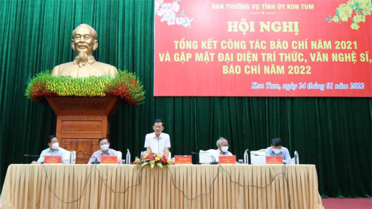 Kon Tum: Tìp mat cau geh bồ tơngoh bơsram sră, văn nghệ sỹ mờ sră ƀău nam 2022